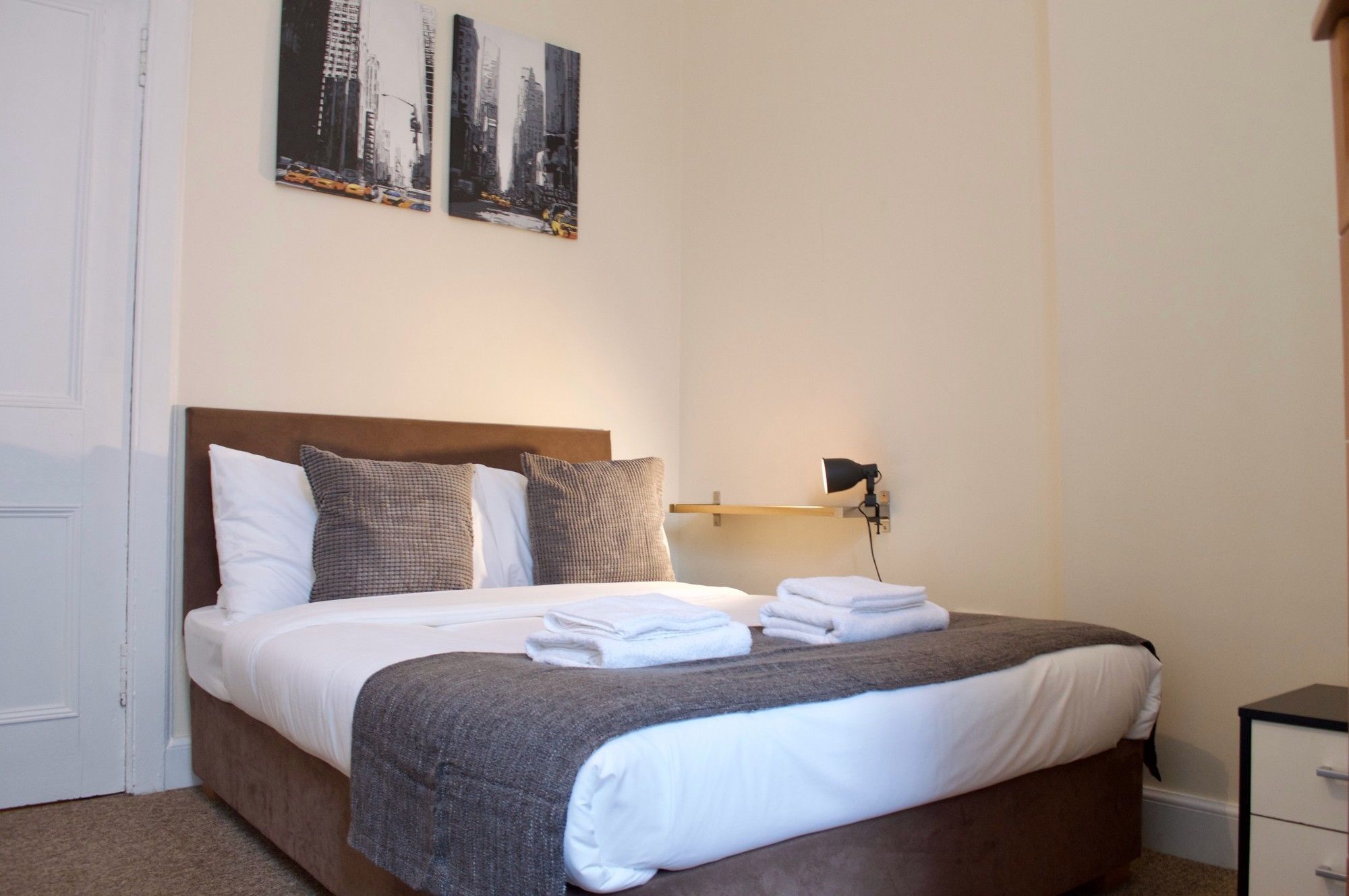 3 Bedroom Apartment Accommodates 8 EDI Exterior foto